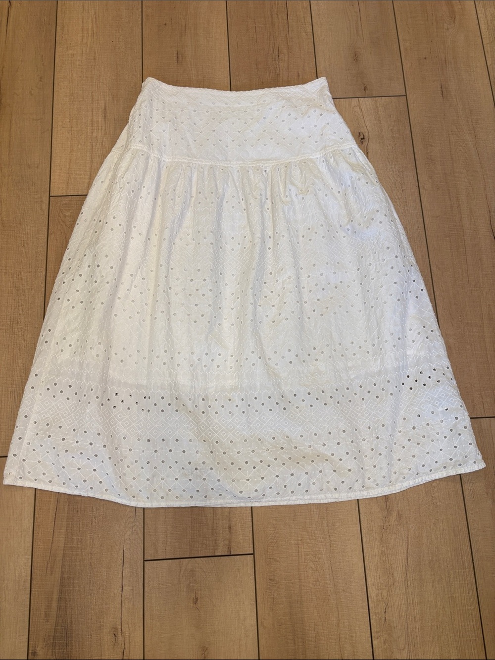 Women’s Eyelet White Midi Skirt